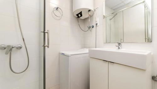 Luxury IV - Ferga Suites - Photo 2