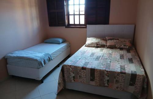 Casa Espaçosa com Piscina, 3 Quartos e Wi-Fi - Foto 24