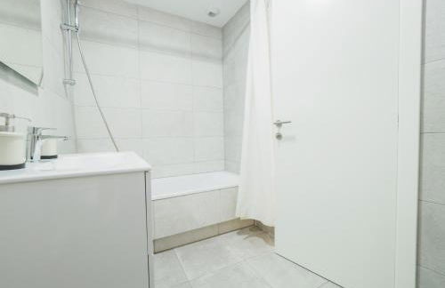 Cubo's Sea View Pacifico Street & Free Parking - Photo 24