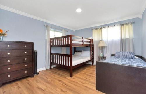 H Town Hideout SLPS 10 KingBD Fire Pit - Foto 26