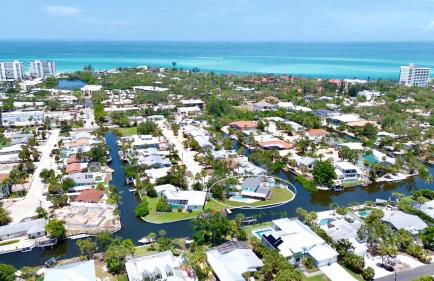 Leona Breeze - Photo 42