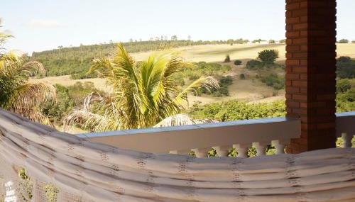 Casa de Fazenda Histórica, Mergulhada na Natureza, com Vista Panorâmica Deslumbrante e Grande Varanda a 2 km do Centro - Foto 2