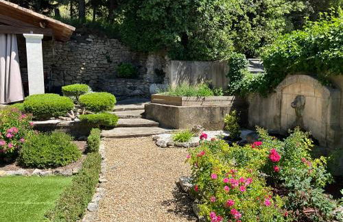 Le petit bastidon gîte à Oppède avec piscine - Foto 20