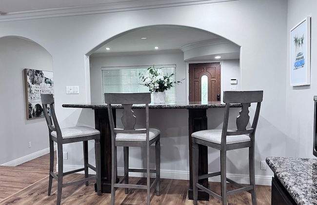 Lovely Anaheim Pool Home 1 Mile to Disney - Foto 22