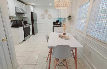 Cozy house, close to downtown Danvers - Foto 6