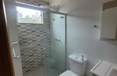 Apto 1o andar novo 2 Dorm - próximo ao centro - Foto 22