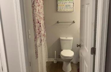 MidLong Term Rental Cozy Home at Mary Roberts - Foto 12