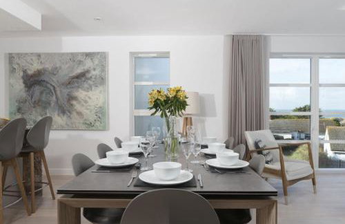 Sandyford, Holywell Bay - Sea Views - Walk to Beach - 2 Pets Allowed - Free Parking and WiFi - Foto 12