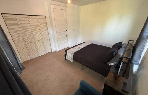 2nd Floor suite, close to ISU, Mill, & downtown - Foto 13