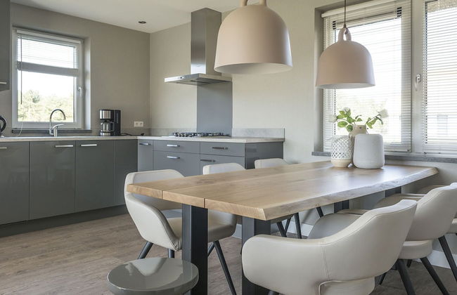 Holiday Home in De Cocksdorp Near Beach - Foto 2