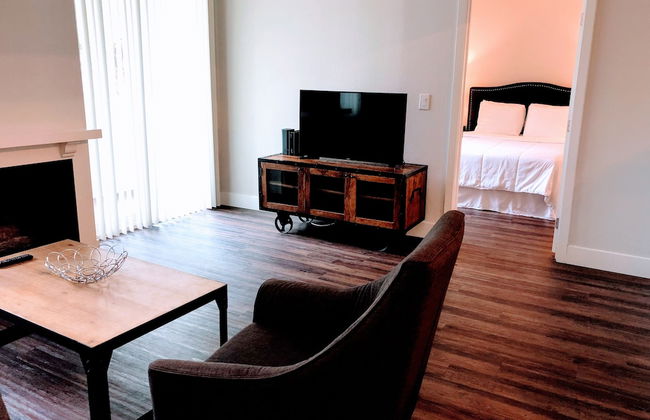 Westwood LA Executive Rentals - Foto 17