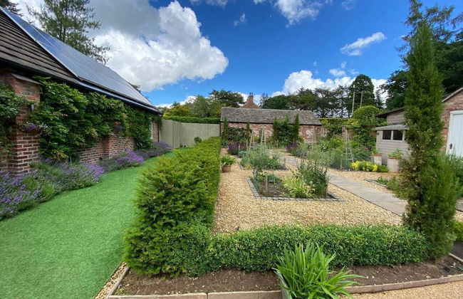 Luxury Accom With Pool Henbury Macclesfield - Photo 24