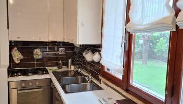 CASA del SOLE APARTMENTS with garden - Foto 2, stove