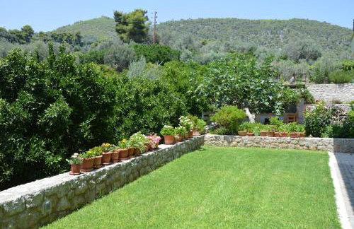 Spiti Portokali - Photo 27