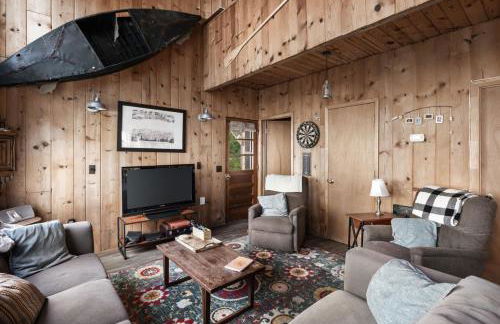 Waterfront w Hot Tub Fire Pit Deck & Water Toys - Foto 9