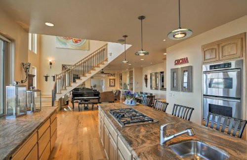 Casa dAmore Extravagant Lakefront Villa! - Foto 10