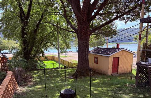 The Riverstone Getaway in historical Madison, IN - Foto 5