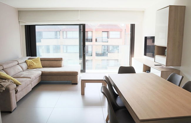 Apartment in Nieuwpoort Near the Beach - Photo 7