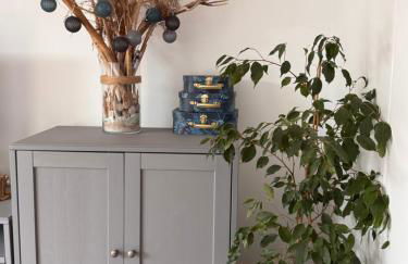 Gîte urbain au calme en rez de jardin proche Groupama stadium salle Arena EUREXPO Lyon - Foto 2