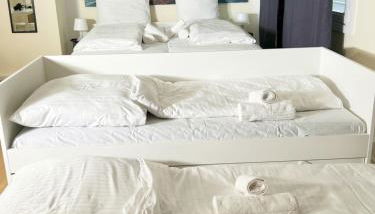 NA-HH-Airportment - Ideal für Gruppen & Familien mit Spielzimmer - free WLAN - Foto 3