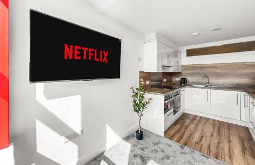 Flat 2 - Luxury Bolton City Centre Apartments - Photo 12