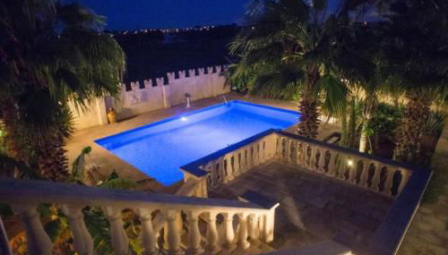 Michelle House - Foto 1