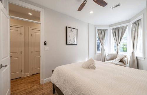 Central LUX Apartment in DC - Photo 17