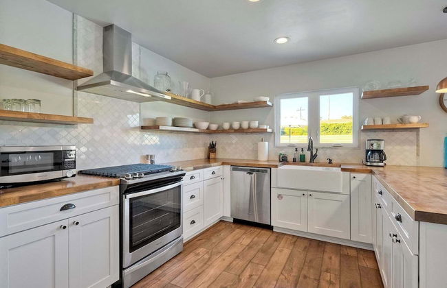 Immaculate 3 BDR in Oceanside - Private Pool & Spa - Photo 18