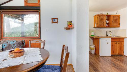 Beautiful Home In Veliki Grdevac - Foto 3