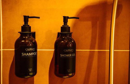 Les Rivières O'rientales Homerepublique à Cravant avec Jacuzzi - Foto 28