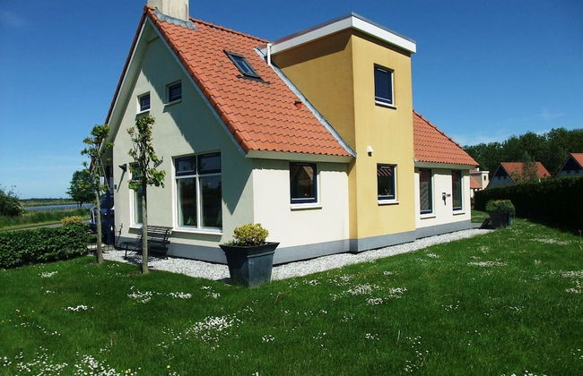 Villa in Sumar Near Town Center - Foto 1