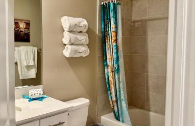 Third-Floor National Golf Course Condo 3BR 2BA, Full Amenities & Ave Maria Access - Photo 26