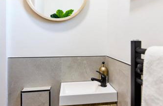 Aura - Elegant Retreat in Prime Leeds Location! - Foto 10