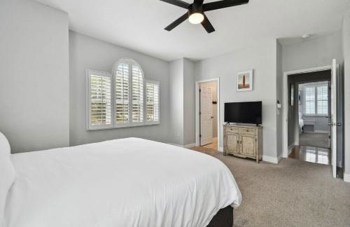 Tampa Private Large House, Game Room & Backyard - Sleeps 12, 4bdr, 3bth, Quiet Community, Near Everything in Tampa & St Pete - Foto 67