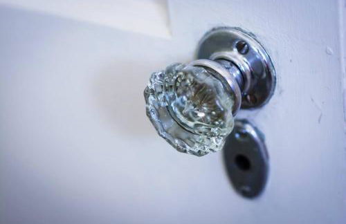 KING BED Family Friendly Cottage - Walk to Zoo & Waterpark - Near Downtown & Midtown - Foto 15