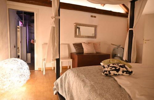 CA CENTOSA ARTISTIC HOUSE villa storica ristrutturata con patio e giardino - Photo 36