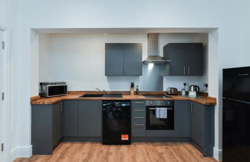 Stylish Flat with En-Suites Near Nature & Amenities - Foto 4