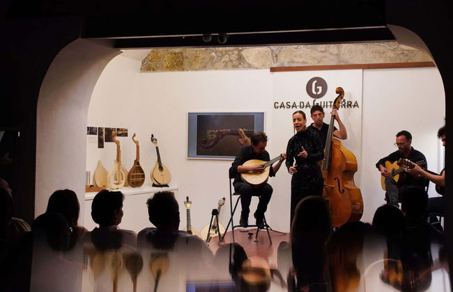 Casa da Guitarra Fado Show - Foto 8