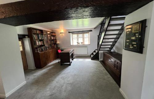 New Hall, Elland - Foto 17