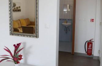 Apolo Apartments - Pool & Garden Retreat - Foto 61