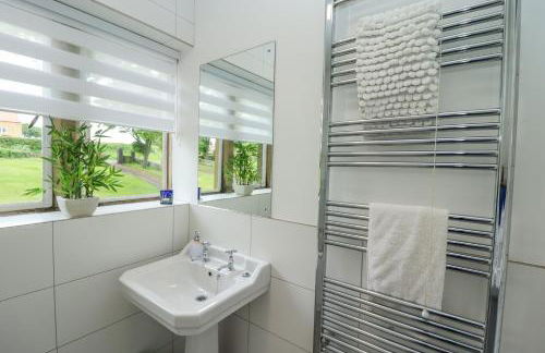 Aislaby Hall - Photo 44