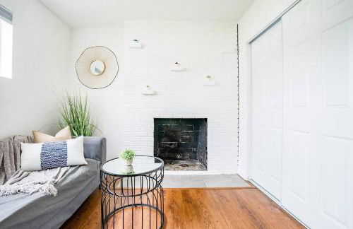 Beautiful Modern Farmhouse near DT w6 queen rooms - Foto 33