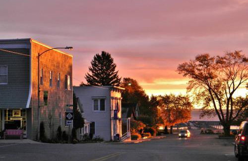 ☆Cherry Farmhouse☆60 Acres☆Central Air☆Fireplace - Foto 45
