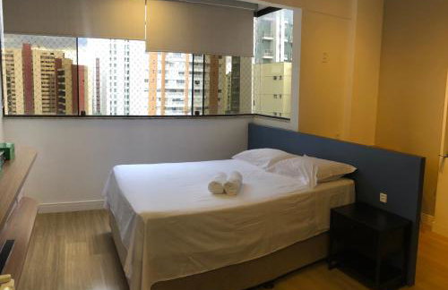 Studio 901 - Curvas de Niemeyer ao lado do metrô - Foto 1