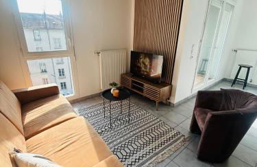 Lascano Parking GRATUIT proche Gare Aéroport Eurexpo GROUPAMA STADIUM - Foto 5