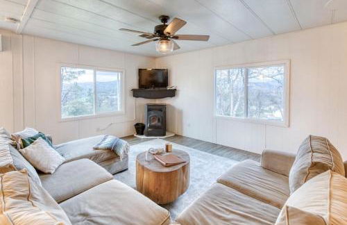 Yosemite Boho Bungalow, Pet Friendly & Mtn Views! - Foto 2