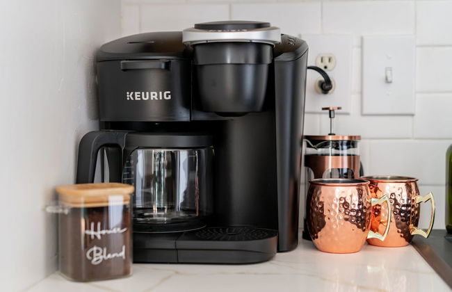 Prime Location Top Rated Clean Parking Free - Foto 26