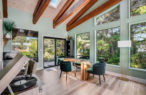 Riverfront! Family Friendly, Hot Tub, Fire Pit, EV - Foto 27