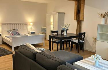 Neues Landappartement - mit Blick in den Garten - Foto 1