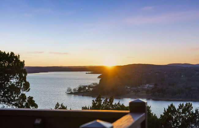 Table Rock Manor at Whitefish Bay - Photo 43